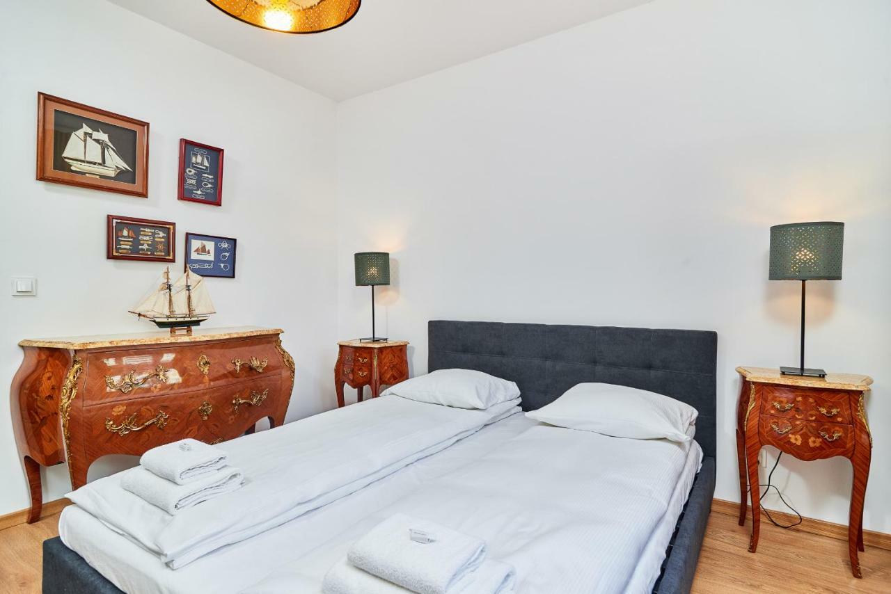 Apartament Vintage By Renters *